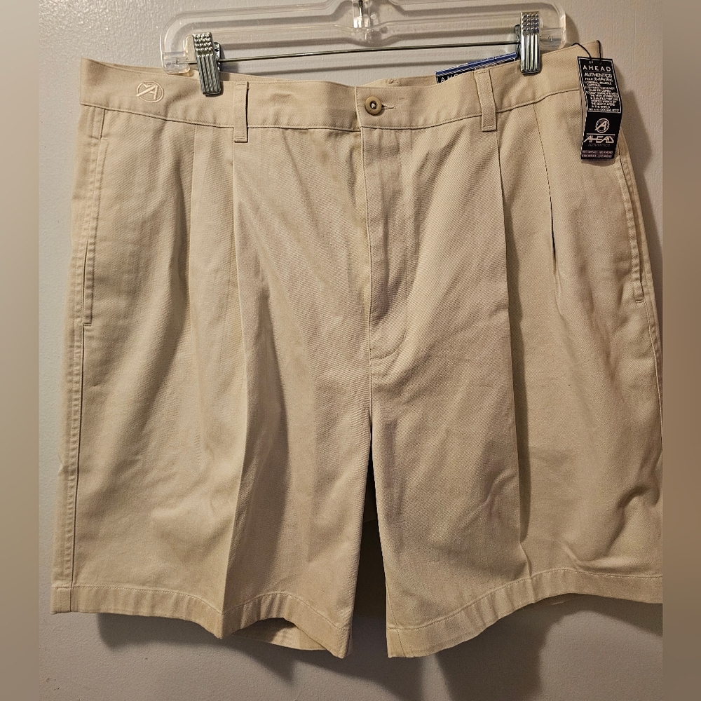 Ahead Authentics Khaki Golf Shorts Men's Size‎ 38 NWT